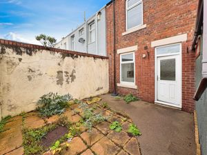 Photo 5- click for photo gallery